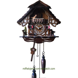 Chalet cuckoo clock with bird Engstler
