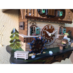 Cuckoo Bavarian chalet with beer drinker Engstler