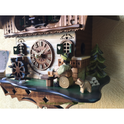 Cuckoo Bavarian chalet with beer drinker Engstler