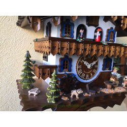 Cuckoo Bavarian chalet with beer drinker and dancers Engstler