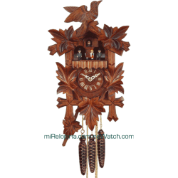 Hojas, pájaro y bailarines