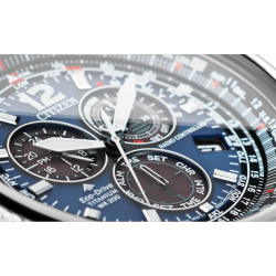 The Pilot Promaster Eco-Drive Radio Controlado Titanio