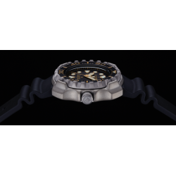 Eco-Drive Super Titanio Diver's 200 mt.