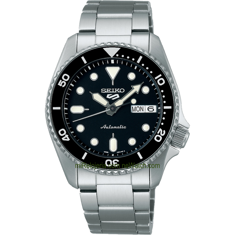 5 Sports Automatic 38mm.