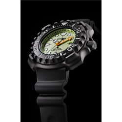 Eco-Drive Super Titanio Diver's 200 mt.