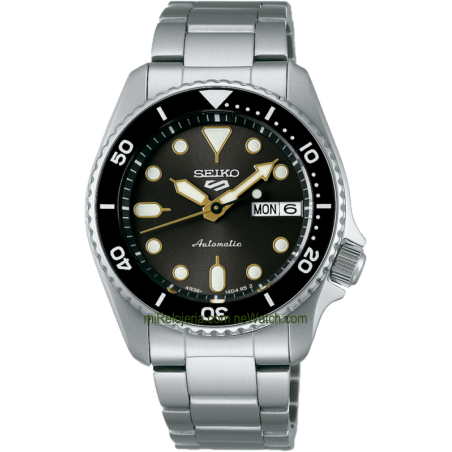 5 Sports Automatic 38mm.