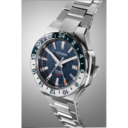 Series8 880 GMT Automático